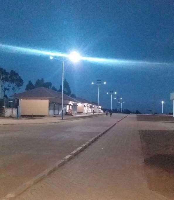 宁国市非洲科特迪瓦太阳能路灯工程